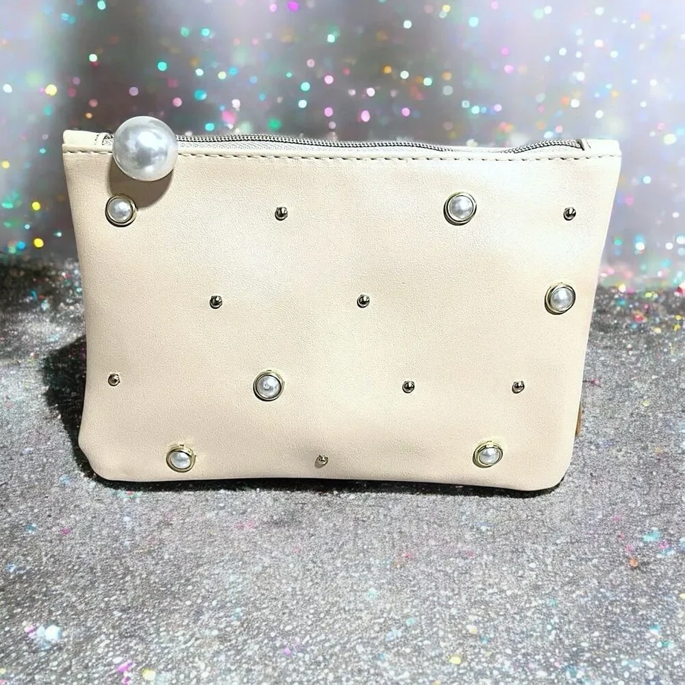 IPSY Glitz & Glam Mystery Bag Zippered 5” x 7” New Without Tags Bag Only